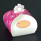 Boîte rose et beige à imprimer sur papier cartonné et à découper